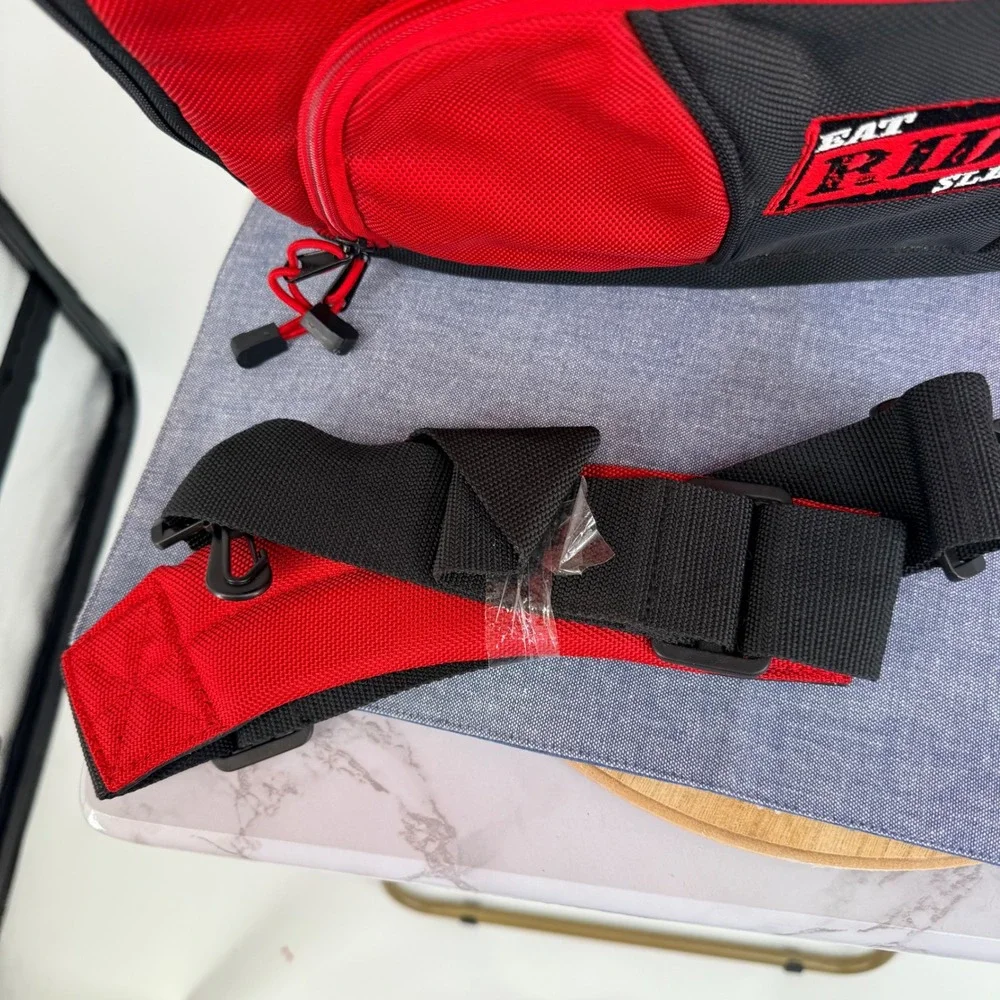 Marlboro Gear Backpack Cooler Red Black Eat Ride Sleep‎ 2004 Travel Utility Vtg
